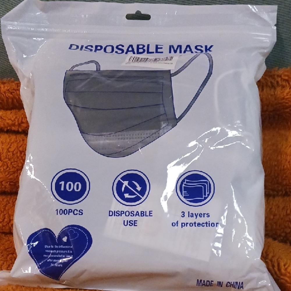 Disposable Face Masks - Gray  100 Pack